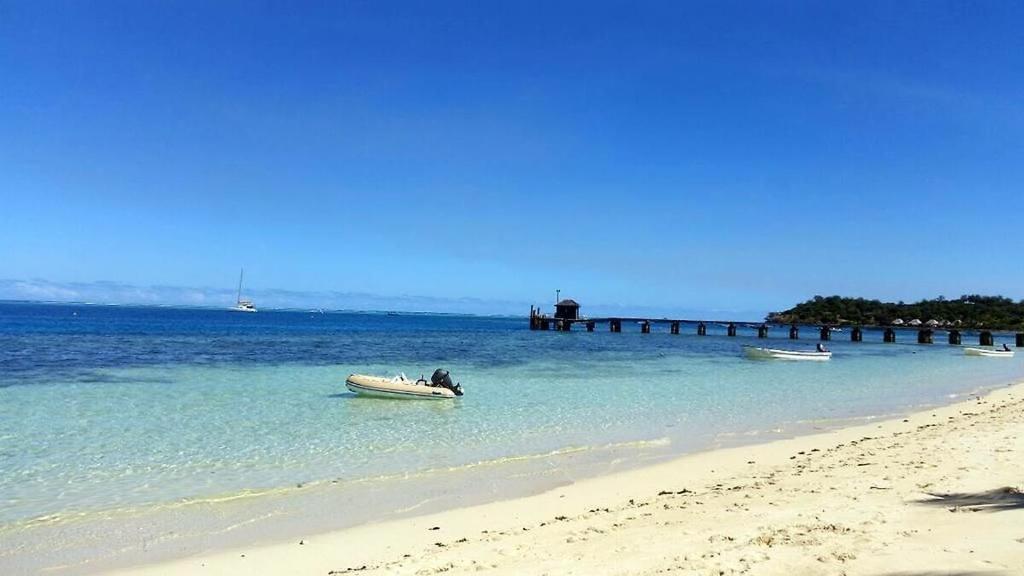 Mana Lagoon Backpackers エクステリア 写真